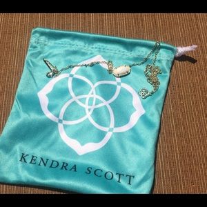 Pearl White& Gold Elisa Pendant Necklace and Bag